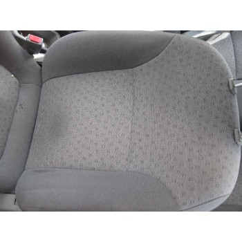 kia rio del año 2004