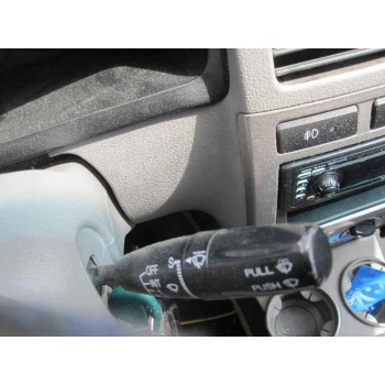 kia rio del año 2004