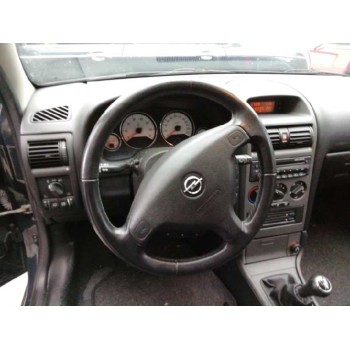 opel astra g berlina del año 2002