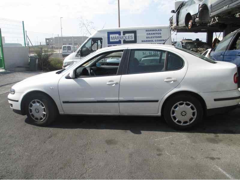 seat toledo (1m2) del año 2001