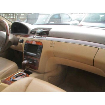 mercedes-benz clase s (w220) berlina del año 2004