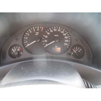 opel corsa c del año 2001