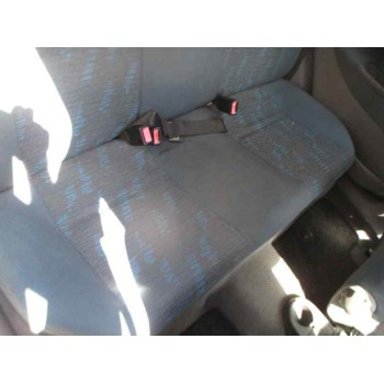 opel corsa c del año 2001