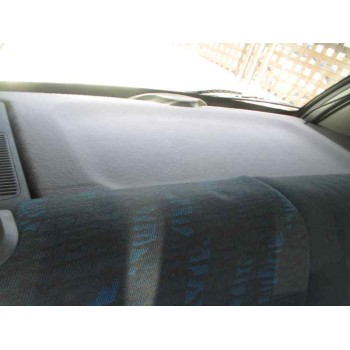 opel corsa c del año 2001