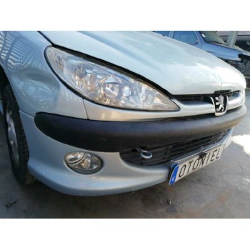 peugeot 206 berlina del año 2002