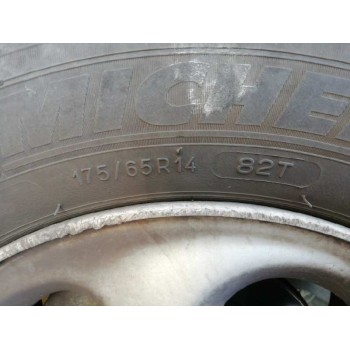 peugeot 206 berlina del año 2002