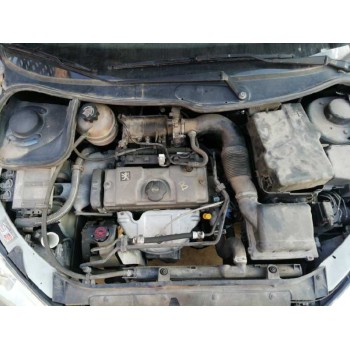 peugeot 206 berlina del año 2002