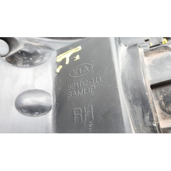 Recambio de faro derecho para kia cee´d sw (ed) 1.6 referencia OEM IAM 921021h  
