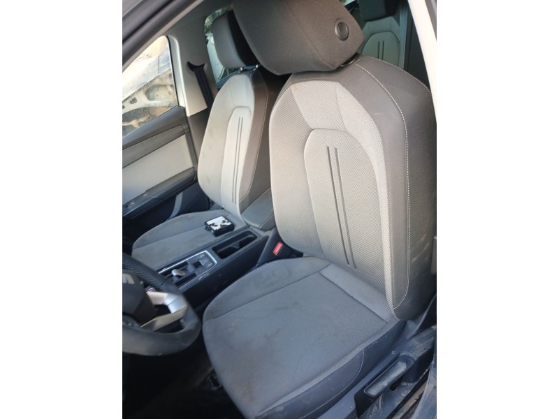 Recambio de asiento delantero izquierdo para seat leon sportstourer (kl8, kld) 1.5 tsi referencia OEM IAM   