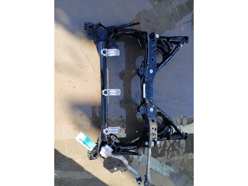 Recambio de puente delantero para bmw 3 (f30, f80) 320 d referencia OEM IAM 31106872118 150081-12 6792111-03