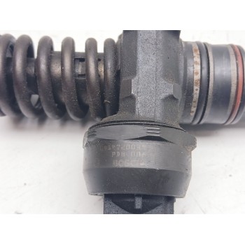 Recambio de inyector para volkswagen passat berlina (3b3) 1.9 tdi referencia OEM IAM 038130073al  