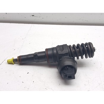 Recambio de inyector para volkswagen passat berlina (3b3) 1.9 tdi referencia OEM IAM 038130073al  