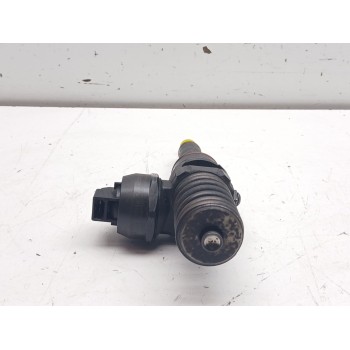 Recambio de inyector para volkswagen passat berlina (3b3) 1.9 tdi referencia OEM IAM 038130073al  