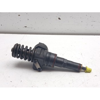Recambio de inyector para volkswagen passat berlina (3b3) 1.9 tdi referencia OEM IAM 038130073al  