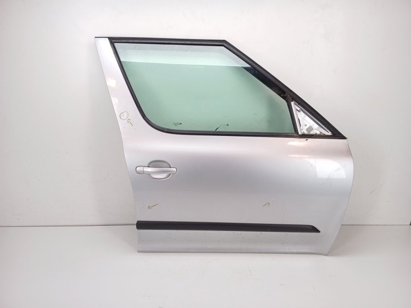 Recambio de puerta delantera derecha para skoda yeti (5l) 2.0 tdi referencia OEM IAM 5L0831056  