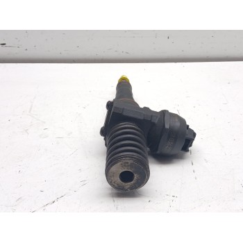 Recambio de inyector para volkswagen passat berlina (3b3) 1.9 tdi referencia OEM IAM 038130073al  