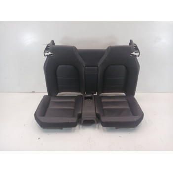 ASIENTOS TRASEROS 