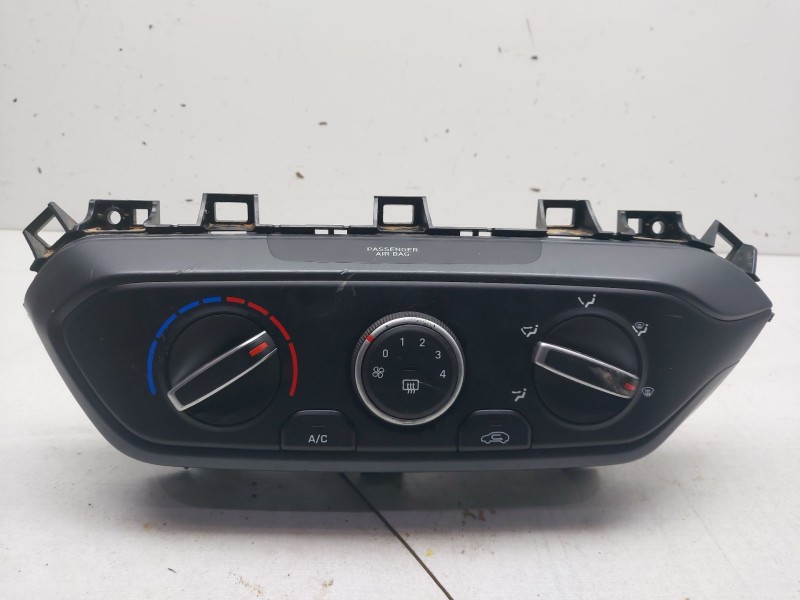 Recambio de mando calefaccion / aire acondicionado para hyundai i20 iii (bc3, bi3) 1.0 t-gdi referencia OEM IAM   