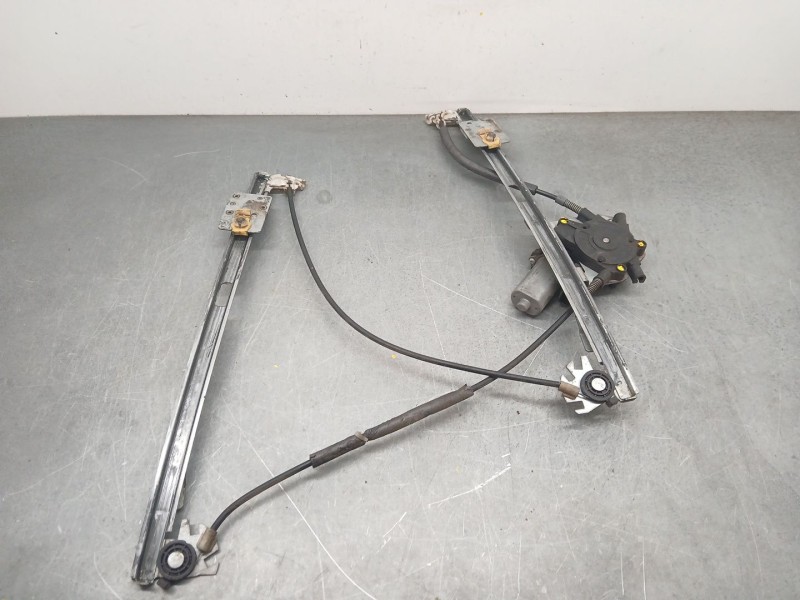 Recambio de elevalunas delantero izquierdo para bmw 3 touring (e46) 320 d referencia OEM IAM D334701 060815 454500018