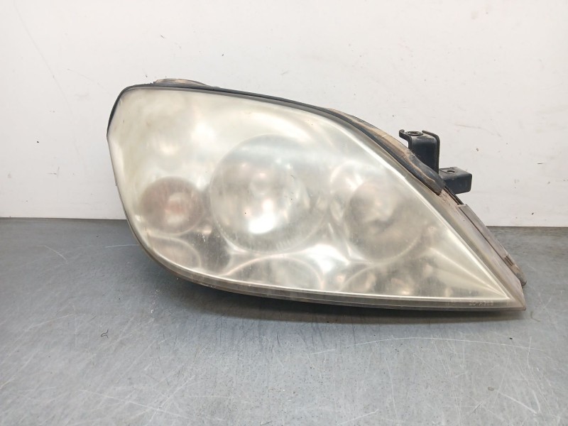 Recambio de faro derecho para nissan primera hatchback (p12) 2.2 dci referencia OEM IAM 26010AU800  E131252404