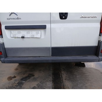 Recambio de paragolpes trasero para citroën jumper iii furgoneta 2.0 bluehdi 110 referencia OEM IAM 13057630701  