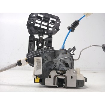 CERRADURA PUERTA TRASERA DERECHA a2047302835 4 pins