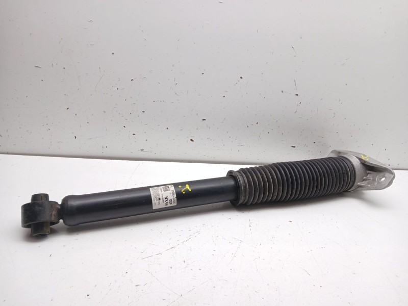 Recambio de amortiguador trasero izquierdo para hyundai tucson 1.6 hybrid 4x4 referencia OEM IAM 55300cz020  