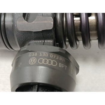Recambio de inyector para volkswagen polo (9n3) advance referencia OEM IAM 0414720313 x1 038130073bn