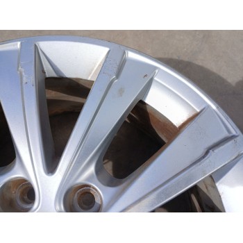 Recambio de llanta para peugeot 308 ii (lb_, lp_, lw_, lh_, l3_) 1.2 thp 110 referencia OEM IAM 9677989677.  