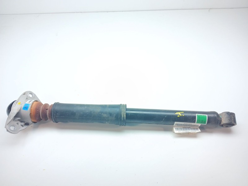 Recambio de amortiguador trasero derecho para omoda 5 referencia OEM IAM 202002703aa  