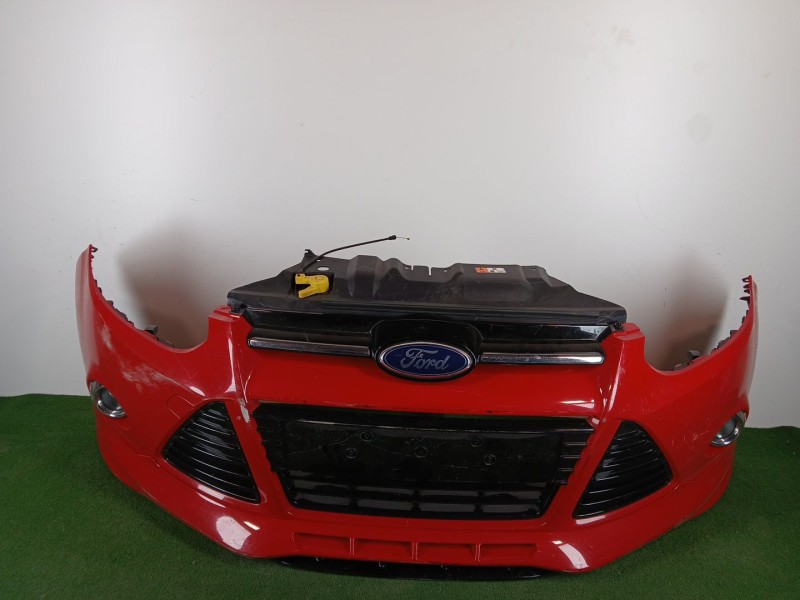 Recambio de paragolpes delantero para ford focus iii 1.6 ti referencia OEM IAM bm5117757a  