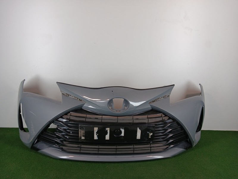 Recambio de paragolpes delantero para toyota yaris (_p13_) 1.5 (nsp131_) referencia OEM IAM 521190DA40  2 serie