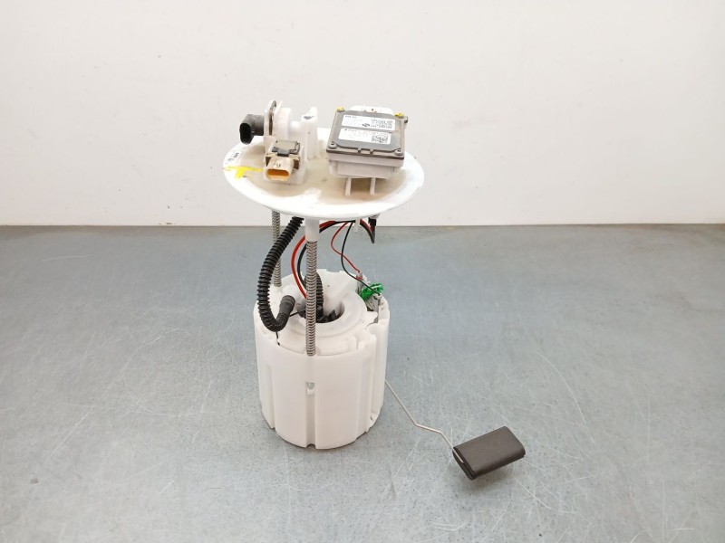 Recambio de aforador para hyundai tucson 25 aniversario 4x2 referencia OEM IAM 31110CZ800  