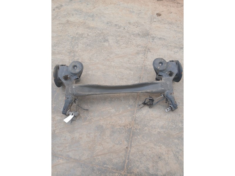 Recambio de puente trasero para peugeot 308 gti referencia OEM IAM 1630729480  