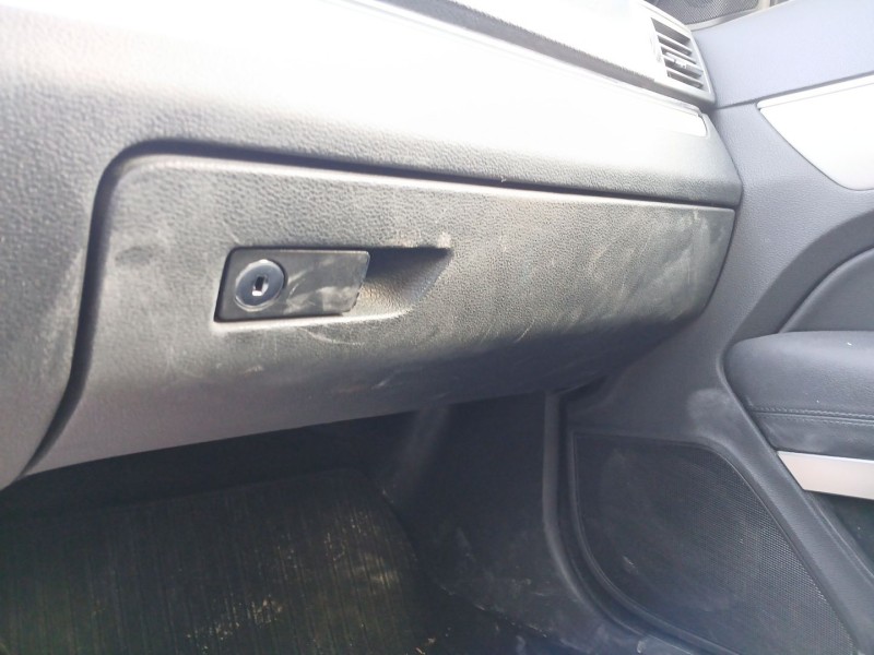 Recambio de guantera para mercedes-benz clase e descapotable (a207) e 220 cdi / bluetec / d (207.402, 207.401) referencia OEM IA