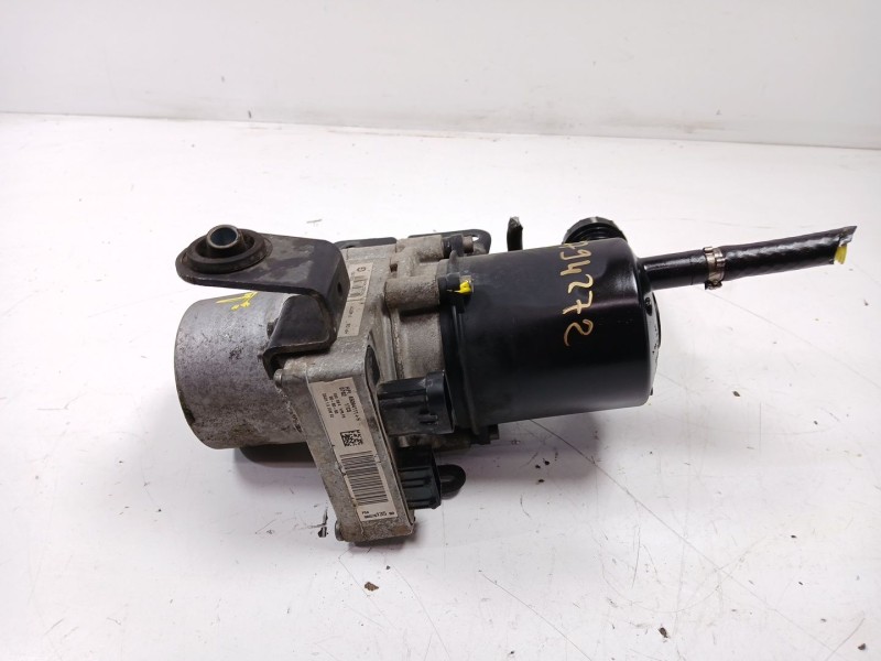 Recambio de bomba direccion para citroën c4 coupé (la_) 1.6 hdi referencia OEM IAM 9657613580  