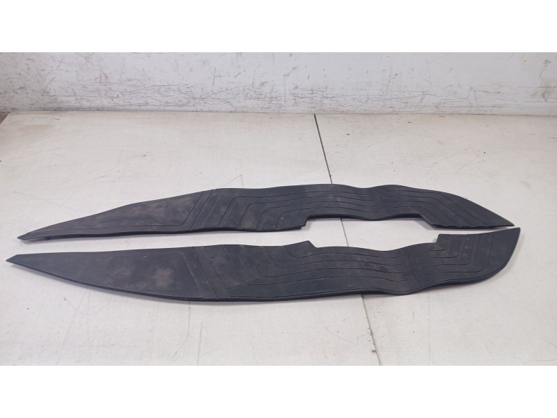 Recambio de moqueta para honda pcx pcx 125 (jk05) referencia OEM IAM 64325K1ZJ101  ALFOMBRILLAS