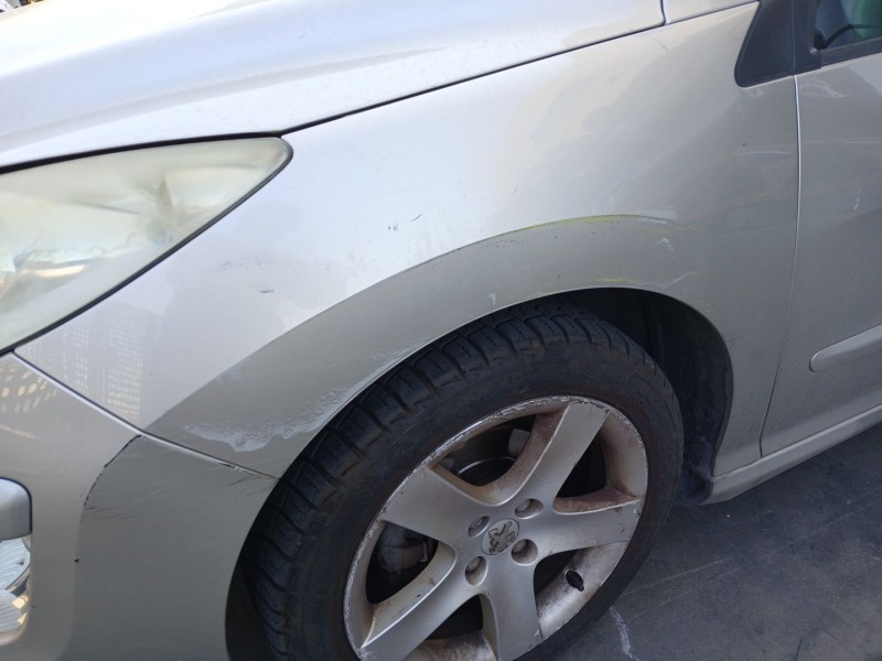 Recambio de aleta delantera izquierda para peugeot 308 i (4a_, 4c_) 1.6 hdi referencia OEM IAM   