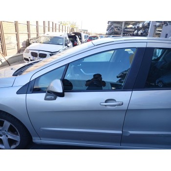 PUERTA DELANTERA IZQUIERDA 