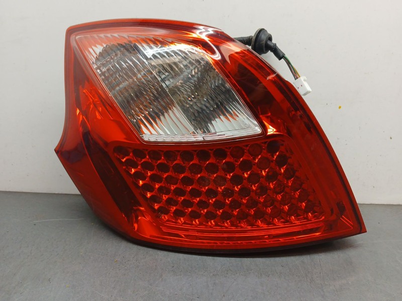 Recambio de piloto trasero derecho para kia cee´d hatchback (ed) 1.4 referencia OEM IAM   