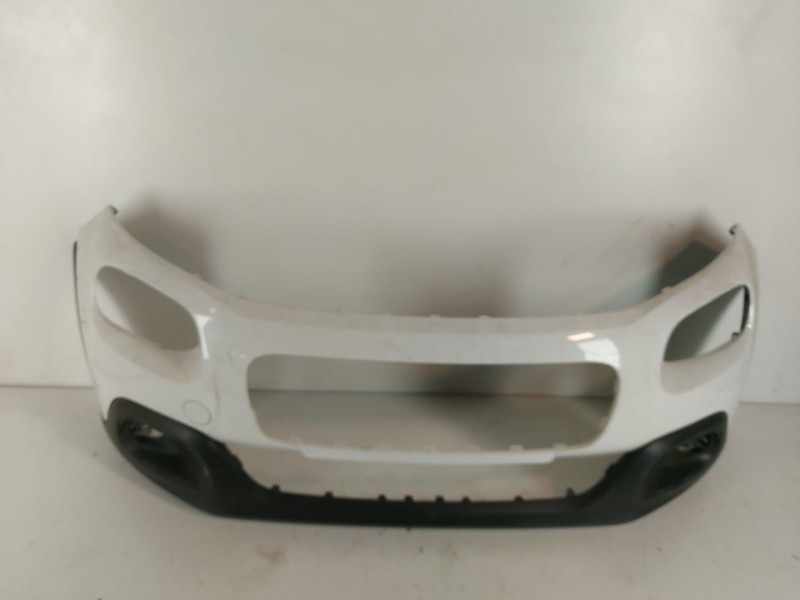 Recambio de paragolpes delantero para citroën c3 iii (sx) 1.2 vti 82 lpg referencia OEM IAM 9813378877  