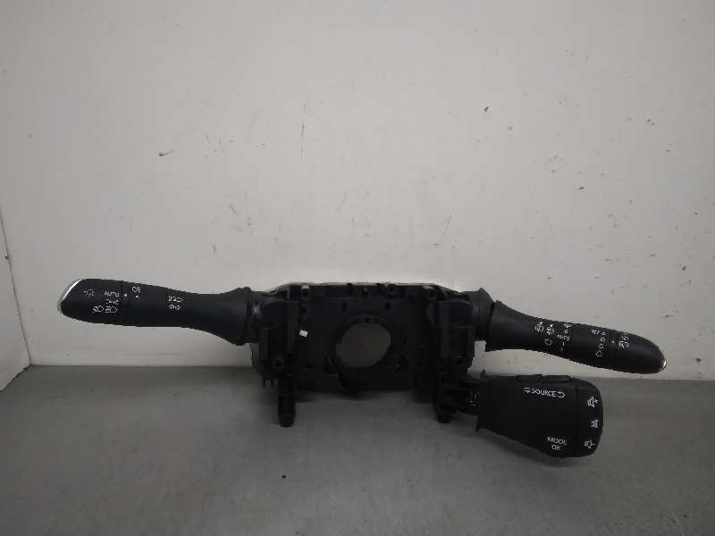 Recambio de mando multifuncion para renault megane iv grandtour limited referencia OEM IAM 255672570R  