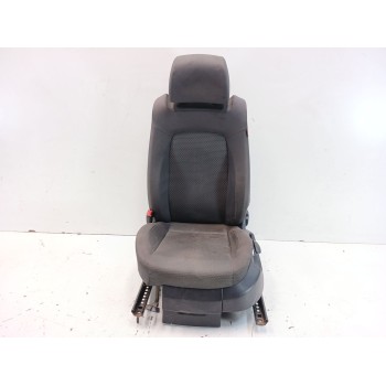 ASIENTO DELANTERO IZQUIERDO 