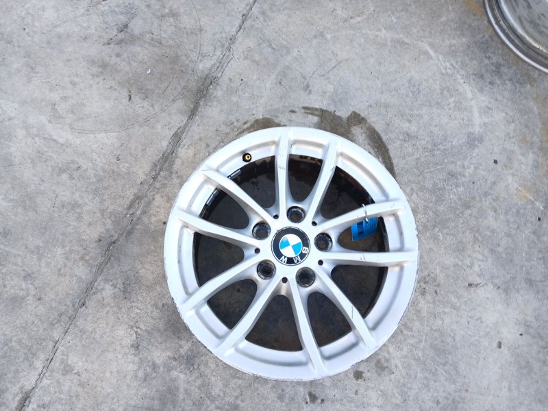 Recambio de llanta trasera izquierda para bmw 1 (f20) 118 d referencia OEM IAM 7JX16 H2 IS40 X1 6796202