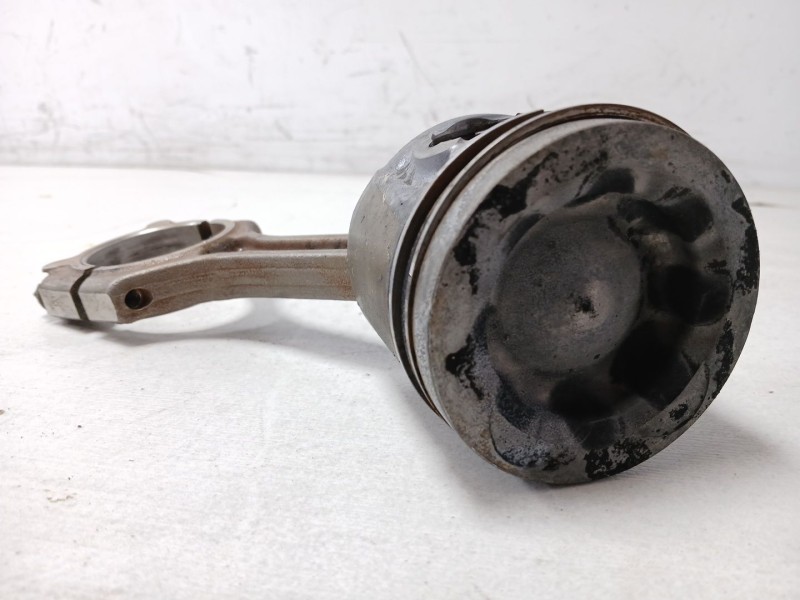 Recambio de biela para kia carens iv 1.7 crdi referencia OEM IAM   con piston