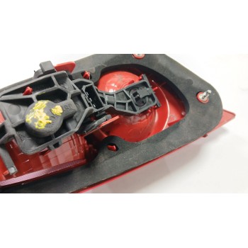 Recambio de piloto trasero derecho interior para seat leon (1p1) 1.6 tdi referencia OEM IAM 89320301 VALEO 