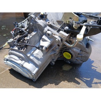 Recambio de caja cambios para peugeot rifter 1.5 bluehdi 100 referencia OEM IAM 20v260  