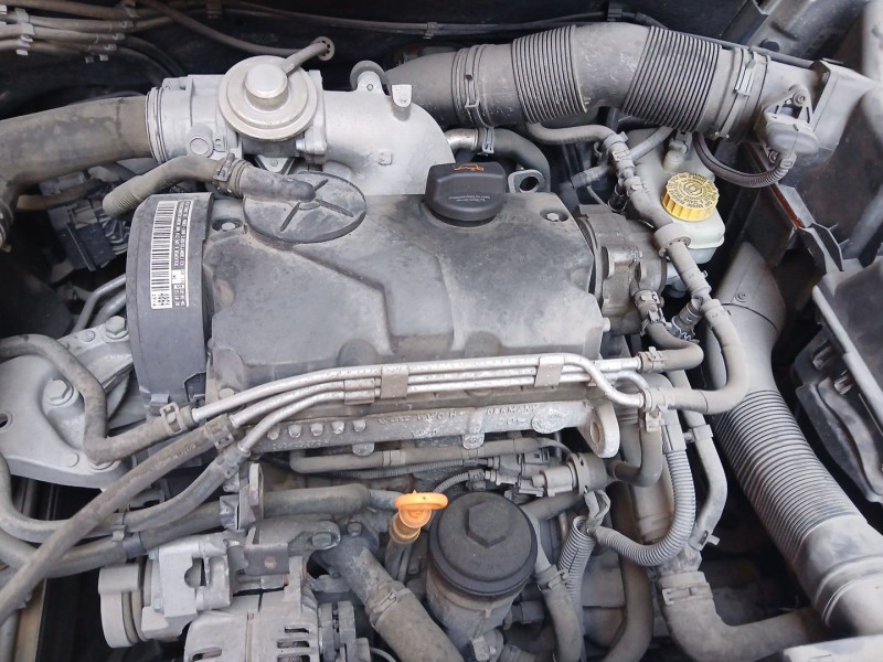 Recambio de despiece motor para volkswagen polo iv (9n_, 9a_) 1.4 tdi referencia OEM IAM BNM  