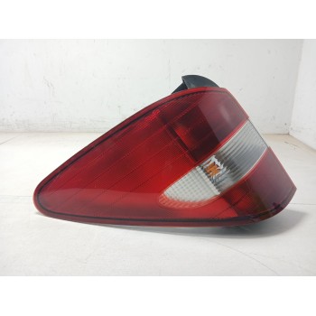 PILOTO TRASERO IZQUIERDO 8360121 