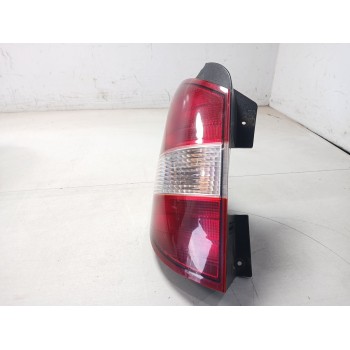 Recambio de piloto trasero izquierdo para ssangyong rodius i 2.7 xdi referencia OEM IAM 8360121  